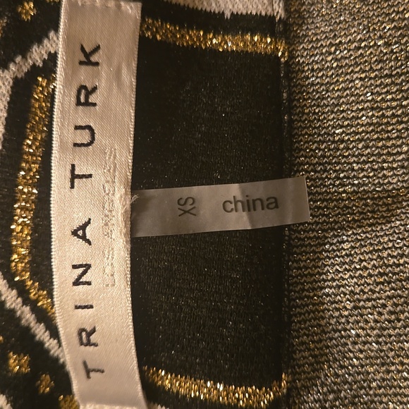 Trina Turk Easy Going Top - Picture 6 of 7